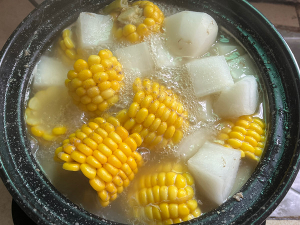 美容养颜蹄花汤