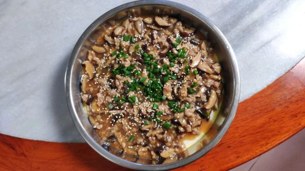 冬菇肉沫酱豆腐滑蛋