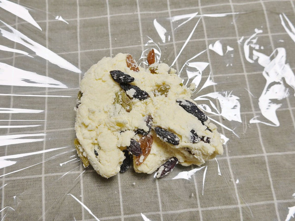 一把勺子做葡萄干司康