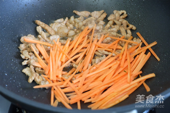 馓子炒绿豆芽