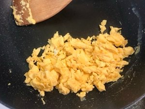 鲑鱼青瓜散寿司