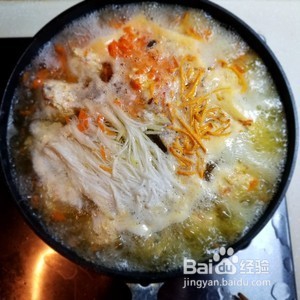 减肥神汤-香菇胡萝卜鸡胸肉丸子汤怎么做？