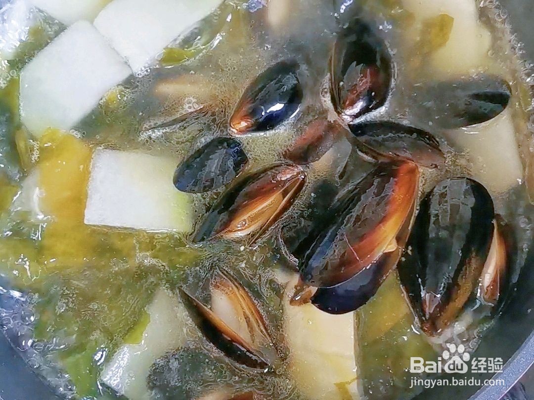 贻贝豆腐汤的做法