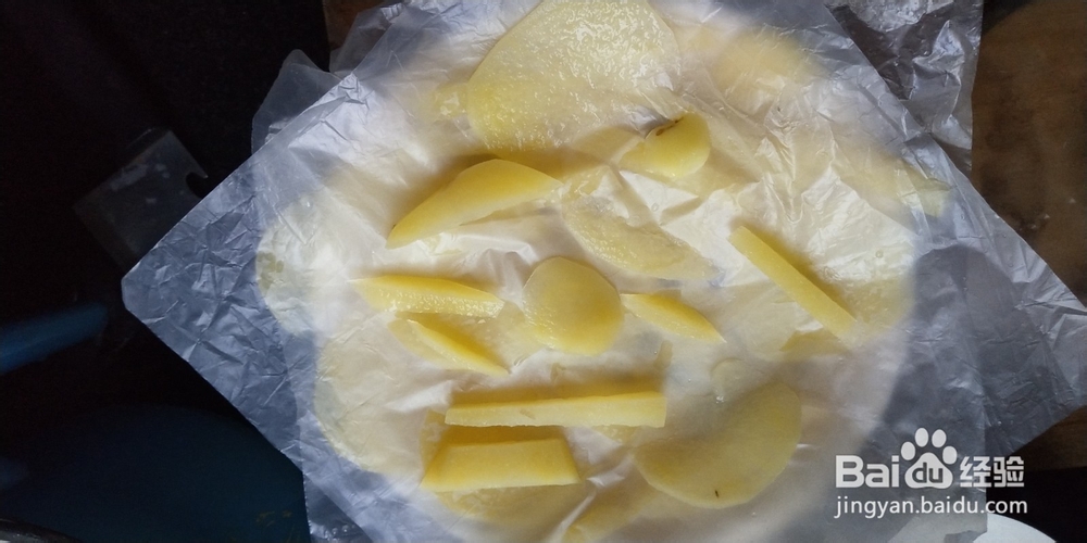 金黄香脆马铃薯片和马铃薯条的简单做法