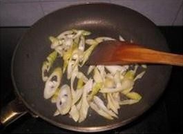 牛肉烧笋子的做法