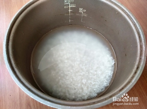 香菇鸡腿饭的做法
