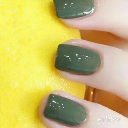 白色美甲变黄怎么清洗