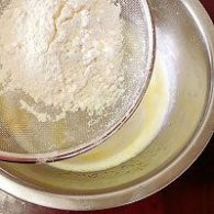 酥脆软糯香甜的蜜红豆乳酪派