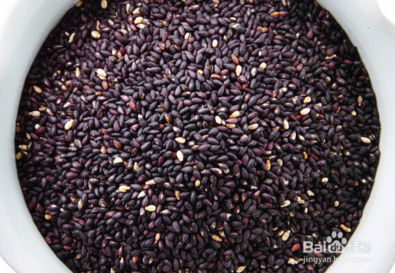 日常如何改善保养干枯的头发