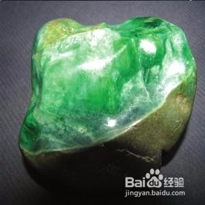 凯里罗甸玉一日游中翡翠原石的作假方法