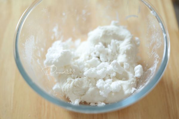 小白兔豆沙汤圆