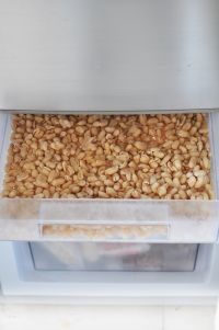 烤上皇秘制麻辣花生