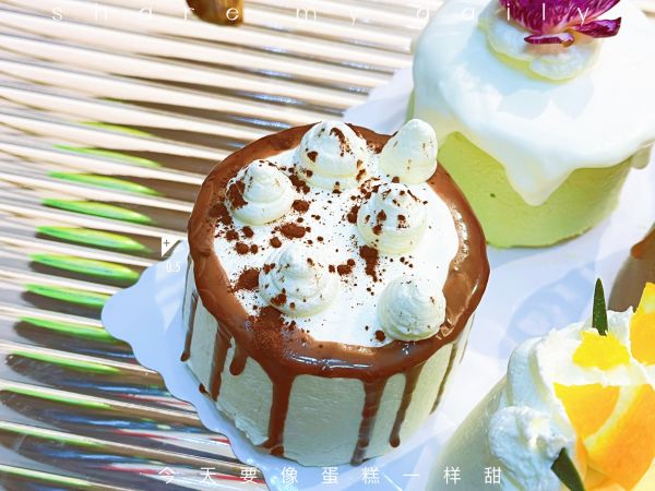 生椰白桃乌龙茶蛋糕