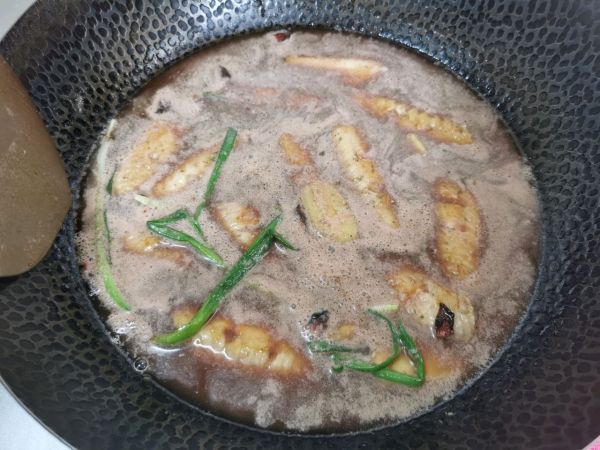 红烧鲍鱼鸡翅煲