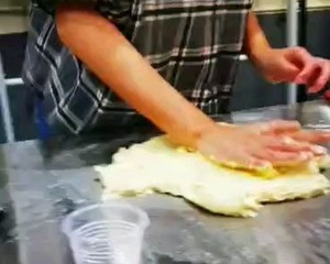 蜂蜜脆底面包的做法
