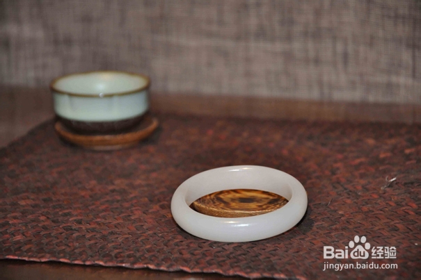 和田玉手镯款式有哪些