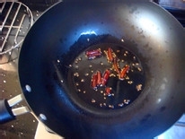 如何做香辣干焙土豆丝