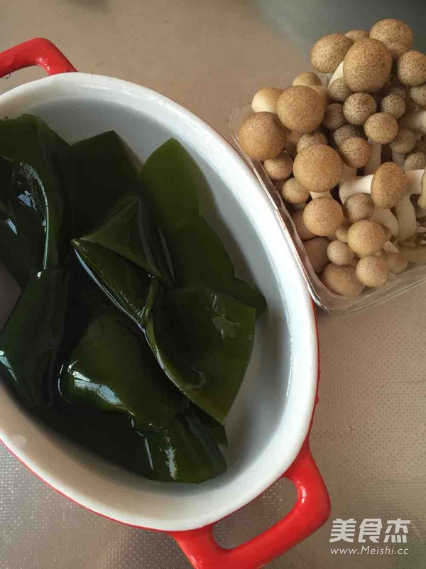排骨海带汤的做法