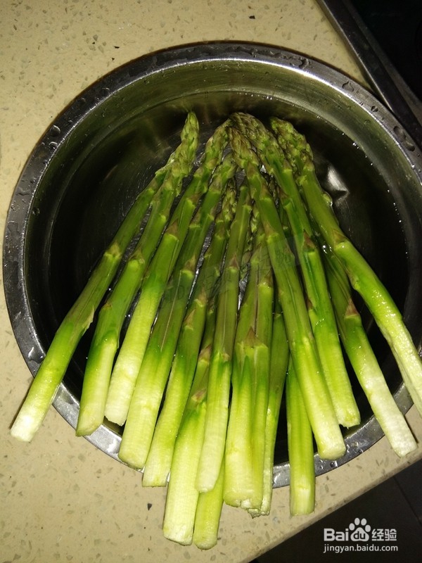 汤菜--芦笋瘦肉清汤