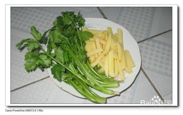 鲜香土豆虾的做法