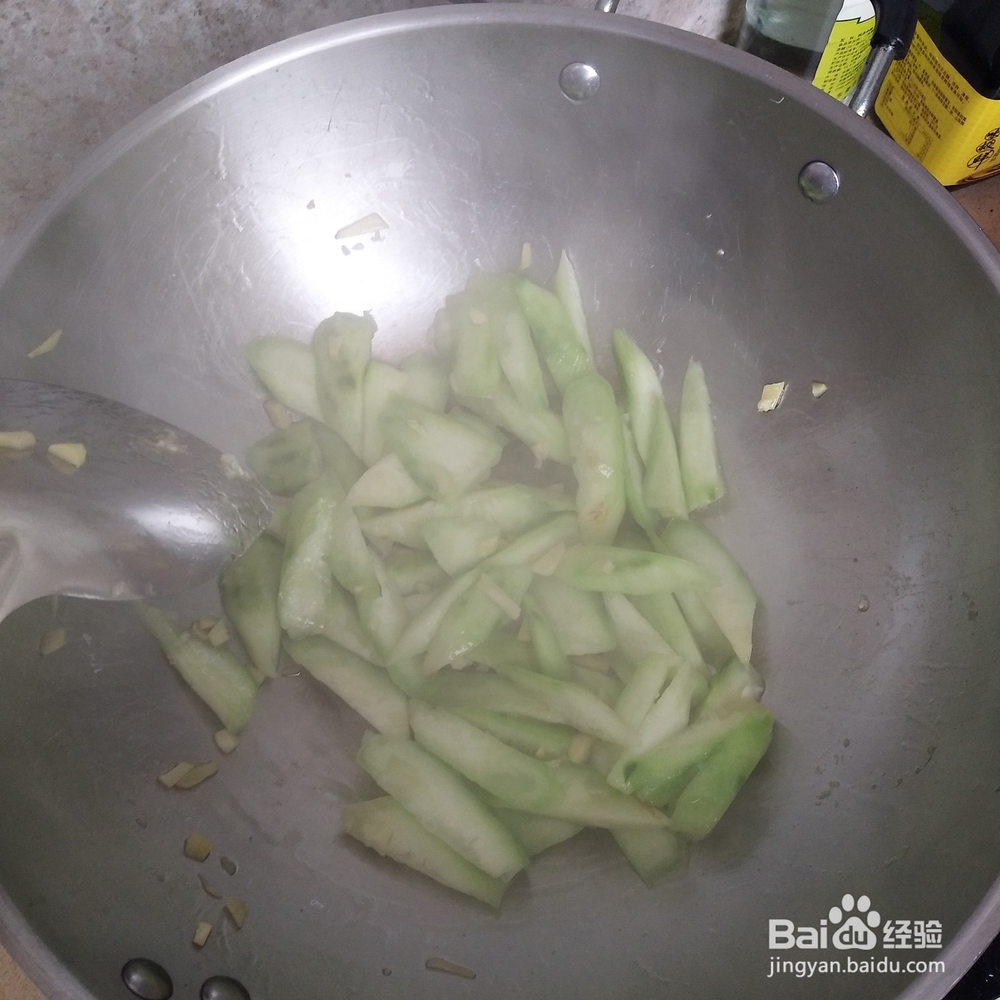 丝瓜炒鸡蛋简单容易学