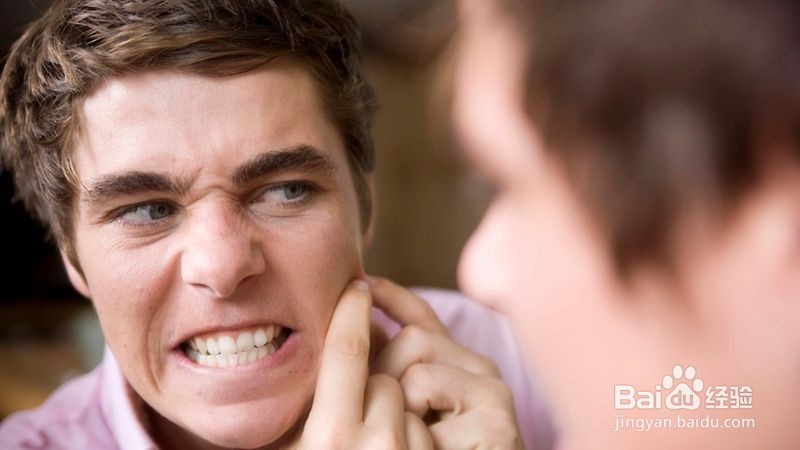 皮肤毛孔大,油脂多怎么办?