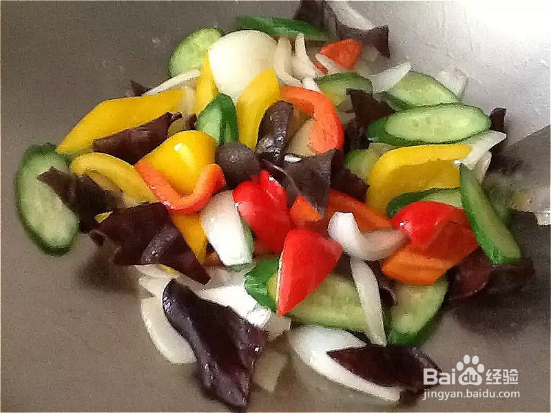 怎样做出家常菜系列之炒五色蔬