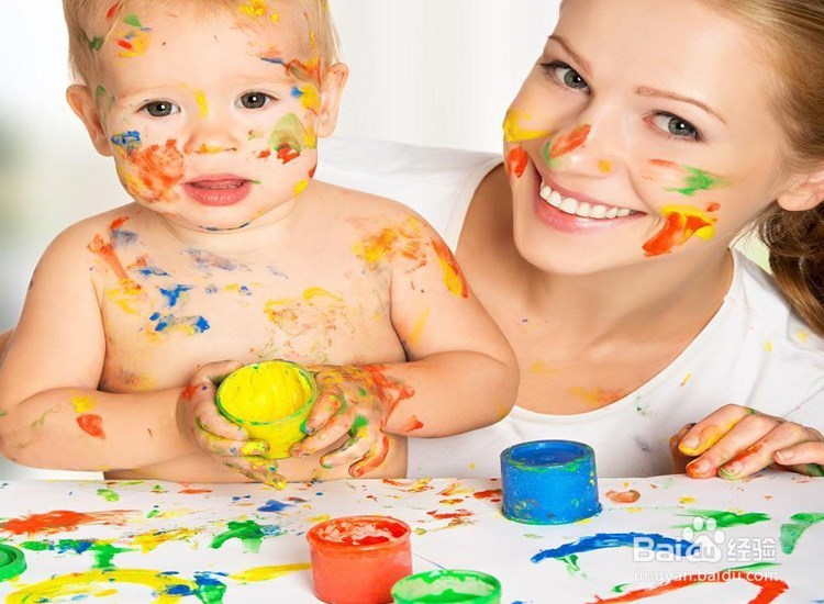 如何培养幼儿对色彩的感知能力？