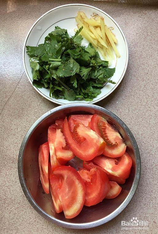 海鲜菇煮狭鳕鱼柳