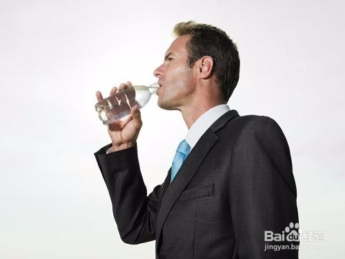 如何喝水对身体好