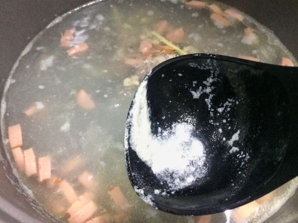 皮蛋火腿上汤豆苗