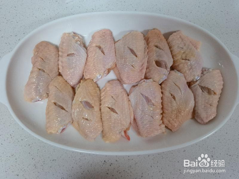 蜜汁烤鸡翅的做法