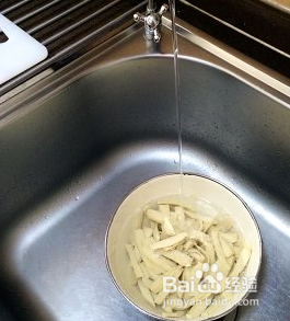 怎样制作好吃下饭的青葱拌豆干步骤