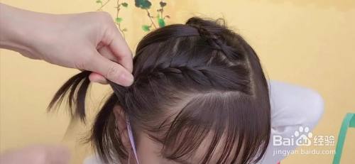 蘑菇头怎么扎好看 女孩 超短