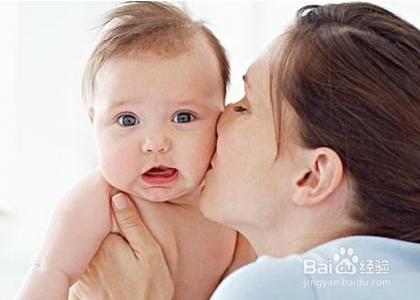 小孩吐奶怎么办？