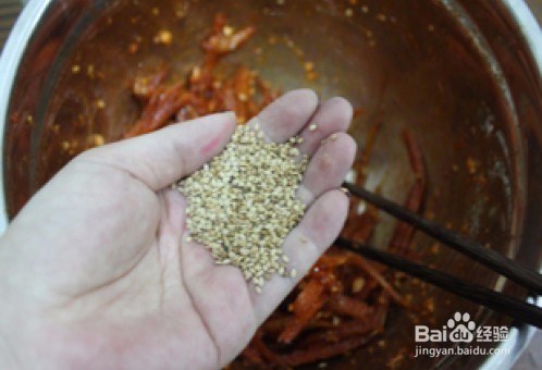 拌手撕明太鱼是怎么做的？家常做法教程