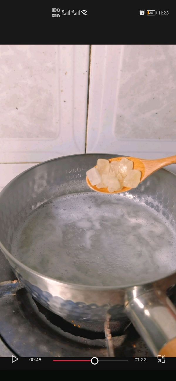 乌龙桃桃银耳羹