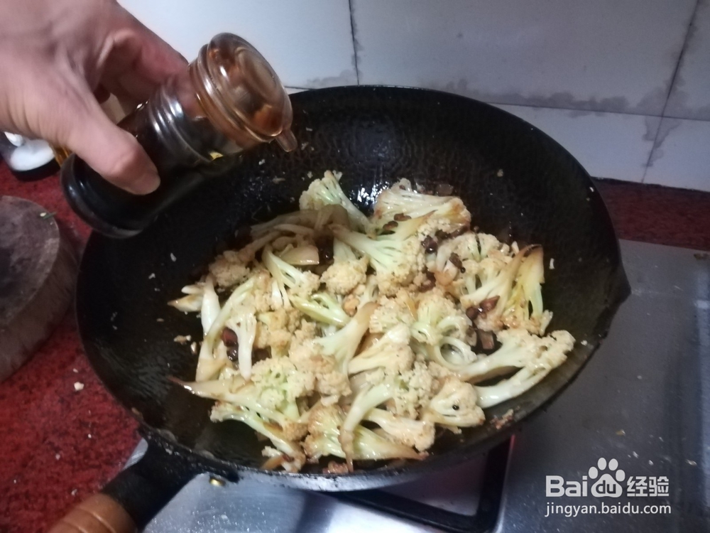 干煸腊肉菜花