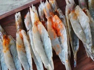 蒜蓉粉丝蒸虾怎么做