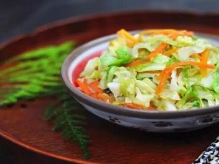 炒圆白菜怎么做？