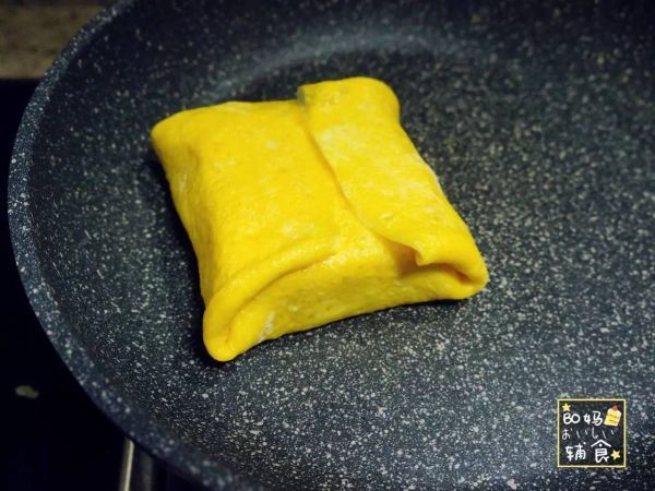 牛油果鸡蛋吐司班戟