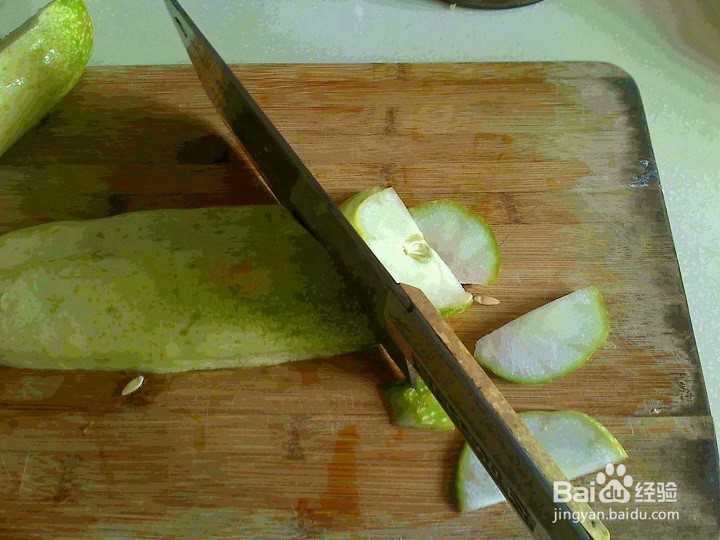 怎样用刀切出均匀的黄瓜片