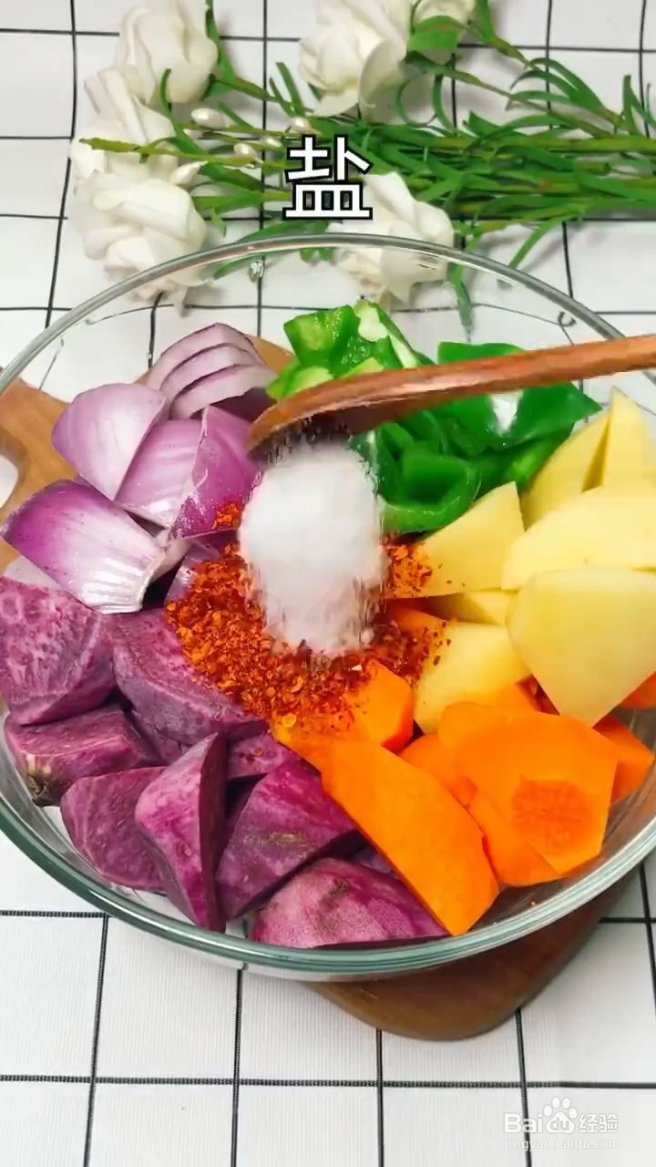 如何自制美味好吃的家庭版三汁焖锅