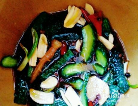 家庭自制腌黄瓜扭子