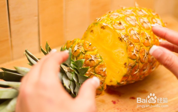 削菠萝的技巧
