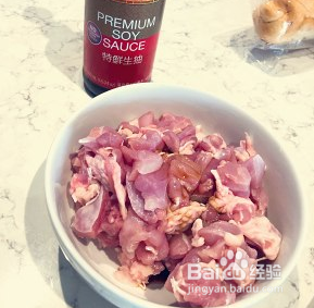 怎样制作萌到爆炸的三只小鸡日式鸡腿咖喱饭步骤