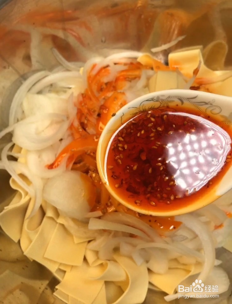 豆腐皮这样吃，非常过瘾哦！