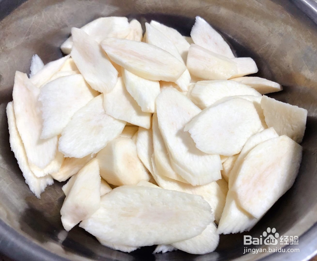 茭白炒腊肠的做法