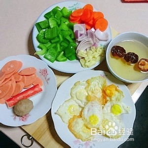 炒鹌鹑蛋制作过程