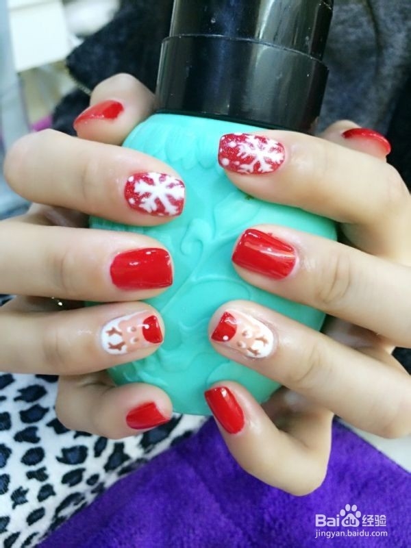 圣诞节降至，如何过个有气氛的节，从美甲开始吧